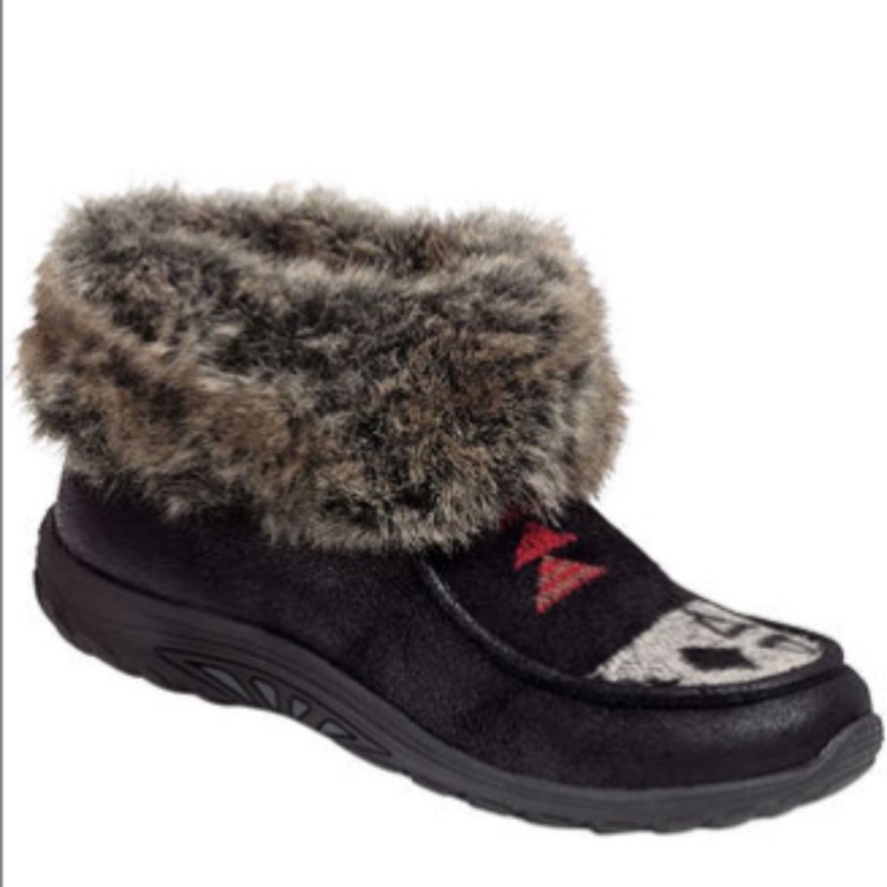 Skecher’s Reggae Fest faux fur Aztec print boots